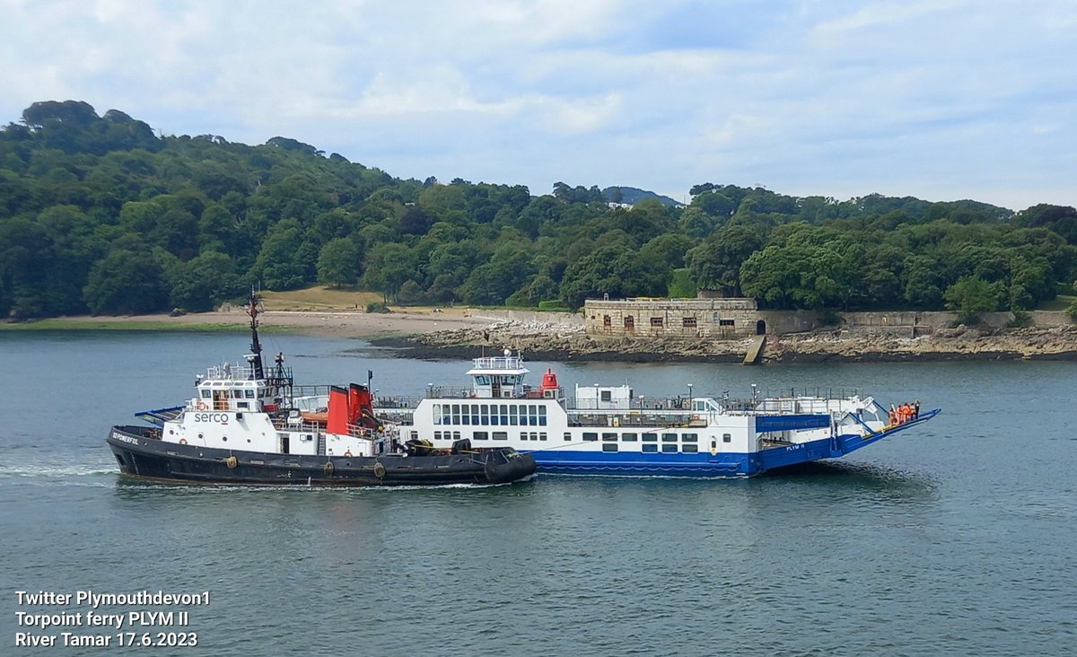 PlymouthDevon1's tweet photo. Torpoint ferry PLYM II heading up the river Tamar, assisted by SD Powerful, as she returns from the Falmouth A & P refit. @tamarcrossing
@apgroupuk #PlymII #TorpointFerry #TorpointFerries #Devonport #Plymouth #RiverTamar #SDPowerful @TugboatsUK #Torpoint https://t.co/75UlGIk2S2