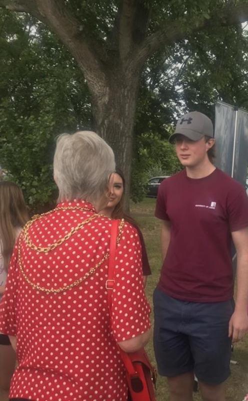 fionac0714's tweet photo. @LeedsUniLLC students, Jack &amp; Sophie, meeting the @LordMayorLeeds at the Hunslet Festival. What a fantastic event! #lifelonglearning https://t.co/pBou1b8Fia