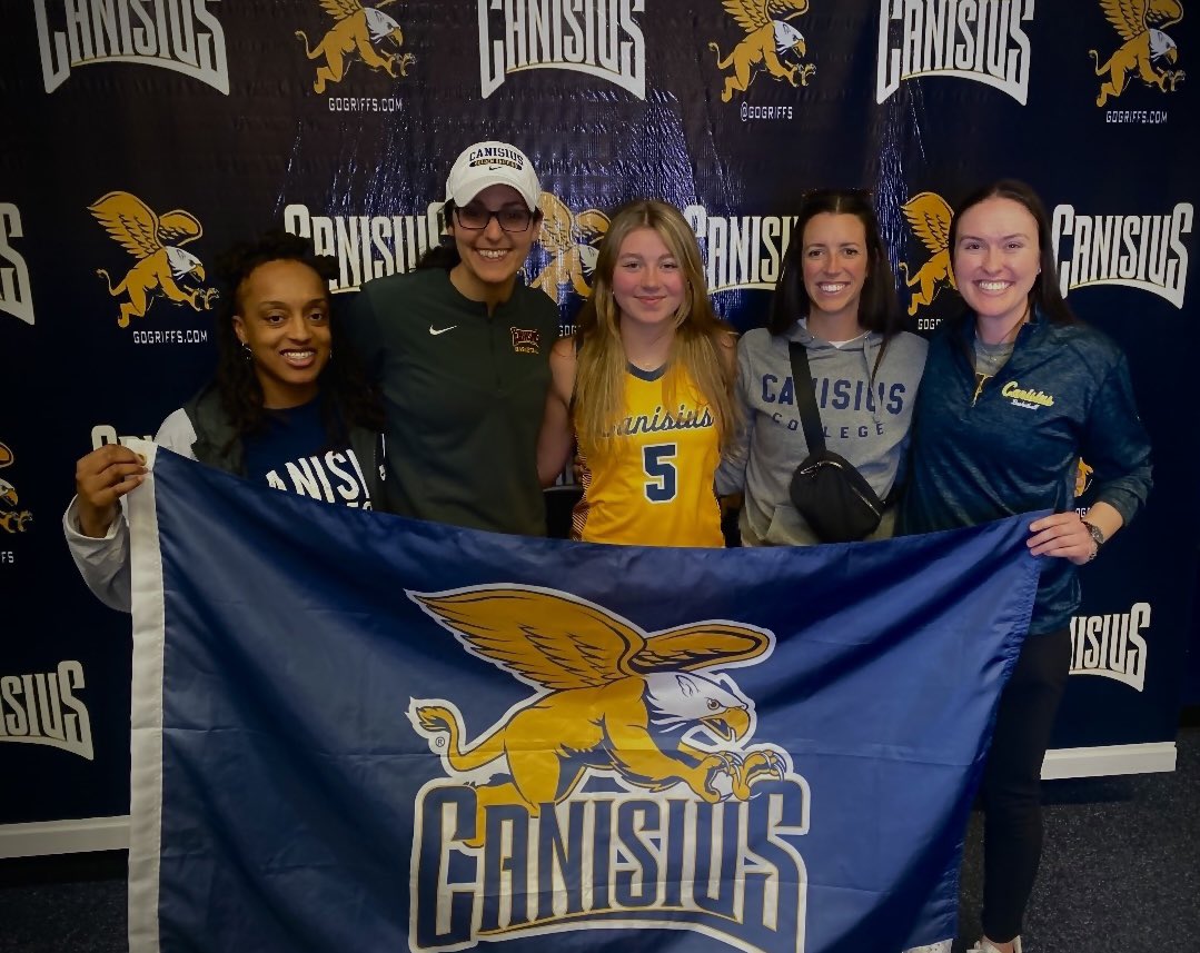 Alexandra Moses tweet media