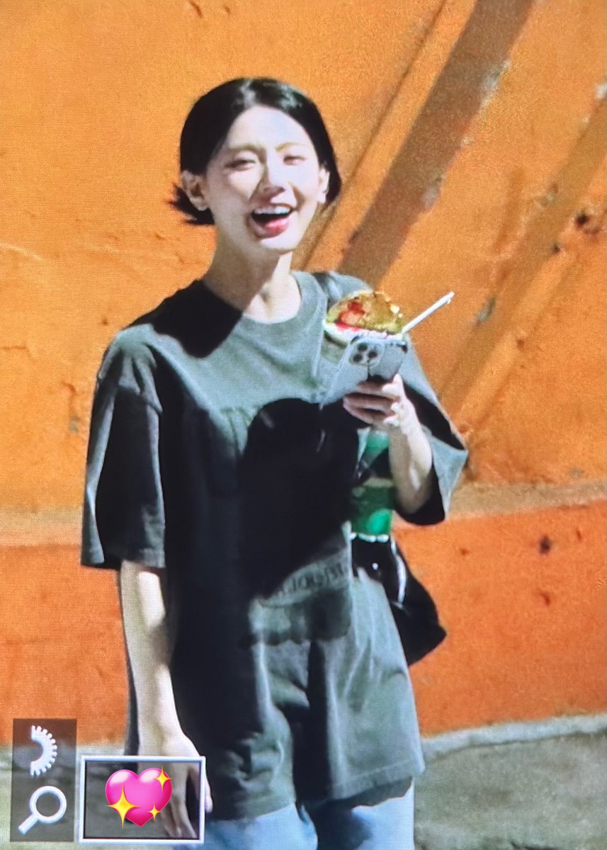 230617 짜파게티 손에 들고 퇴근😂
#미연 #MIYEON #여자아이들 #GIDLE #아이들
