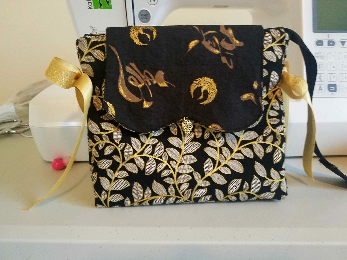 Jacquel18549321's tweet photo. #Sewing #purse #handmade https://t.co/wFx7Hdjc4I