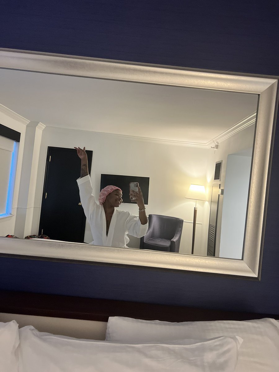 ItsRaeeeee's tweet image. Small Rae Dump🫦