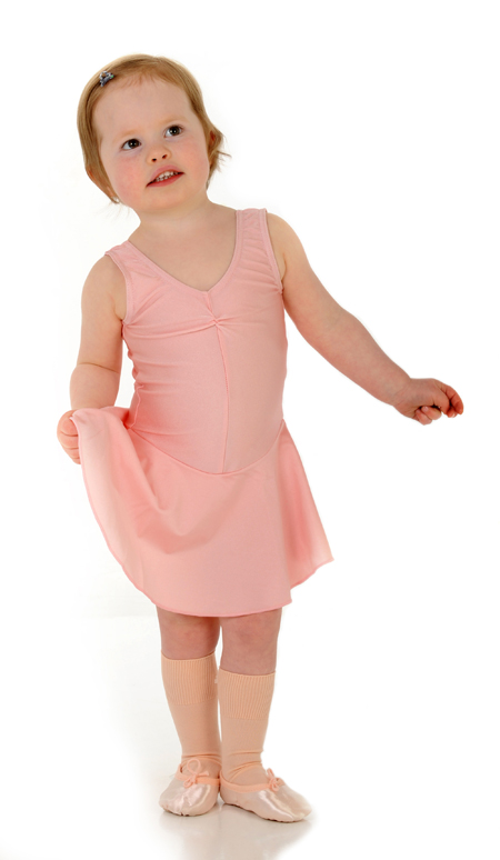 We are looking for someone to take classes St Albans Saturday mornings from September.
Ballet &amp; Street Dance for 18 months – 9 years
You would have an assistant to help.  
Please email us on admin@pennywaterman.com if interested.