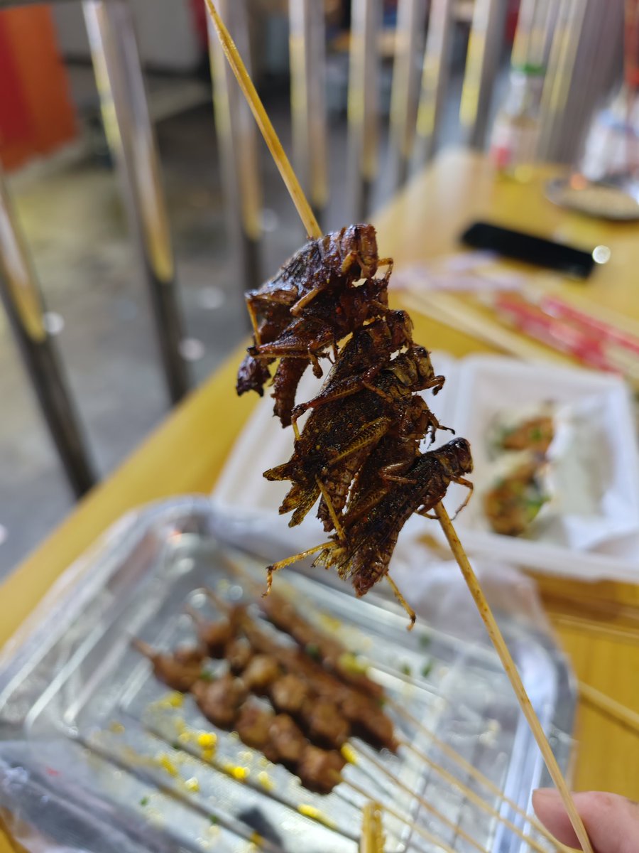 Dcaleor's tweet image. 😋