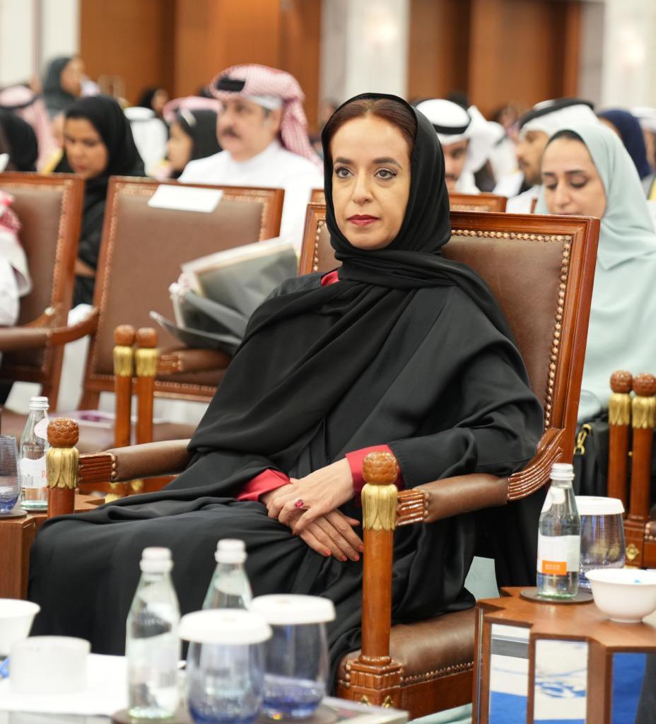 Mouzughi's tweet photo. In a splendid graduation ceremony, I was honoured to confer BSc & MSc degrees to 206 amazing #RUW graduates from class of 2022 & 2023.
I wish each of our 206 graduates the very very best in your future careers…you will always be our #RUW ambassadors & we are very proud of you. https://t.co/N8jqPcCKJa