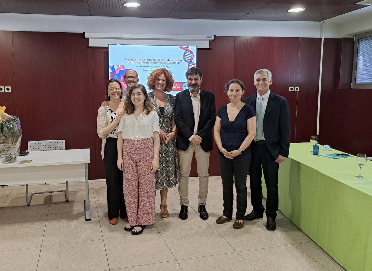Grace Thomas (@gracemthomas2) on Twitter photo Congratulations Dr. <a href="/AMReyesGar/">Sensi De Los Reyes</a> for this impressive PhD work, thank you for this invitation <a href="/miRNAteam__/">miRNAteam__</a> <a href="/Constant_MG/">Constantino Martínez</a> <a href="/Rocio_GlezCo/">Rocio Gonzalez-Conejero</a> and 1000x times also for this wonderful time with <a href="/AitanaBraza/">Aitana Braza Boils</a> in Murcía. 🍷🐟🐠🍃🐡🍋🍷🍃👌🏼#thromboinflammation #NETs #microRNA <a href="/reseau_c2vn/">C2VN</a> Congratulations Dr. <a href="/AMReyesGar/">Sensi De Los Reyes</a> for this impressive PhD work, thank you for this invitation <a href="/miRNAteam__/">miRNAteam__</a> <a href="/Constant_MG/">Constantino Martínez</a> <a href="/Rocio_GlezCo/">Rocio Gonzalez-Conejero</a> and 1000x times also for this wonderful time with <a href="/AitanaBraza/">Aitana Braza Boils</a> in Murcía. 🍷🐟🐠🍃🐡🍋🍷🍃👌🏼#thromboinflammation #NETs #microRNA <a href="/reseau_c2vn/">C2VN</a>