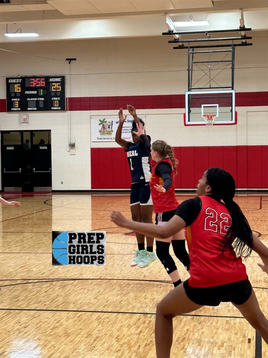 Prep Girls Hoops North Carolina (@pgh_nc) on Twitter photo Ashanti Fox ‘25 is ballin out this morning <a href="/ncisaa_gbbcamp/">NCISAA Girls Basketball Team Camp</a> for O’Neal School
Strong shooter all over the court making her own space with her handles and pulling up with ease. She’s finished from every angle at the rim💪🏻 Ashanti Fox ‘25 is ballin out this morning <a href="/ncisaa_gbbcamp/">NCISAA Girls Basketball Team Camp</a> for O’Neal School
Strong shooter all over the court making her own space with her handles and pulling up with ease. She’s finished from every angle at the rim💪🏻