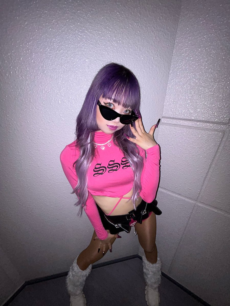 _riobabysan_'s tweet photo. DANCEHOLIC × MARVELOUS
ありがとうございました💜
SSSCLUB、戦慄かなのライブ
いかがでしたでしょうか🥹
ステージってやっぱり幸せ。
ネクストワンマンライブ…(^_^)♡
#SSSCLUB #RIOBABY
#戦慄かなの #戦慄ビッチーズ
#ダンホリマーベラス https://t.co/flLWMmLlfi