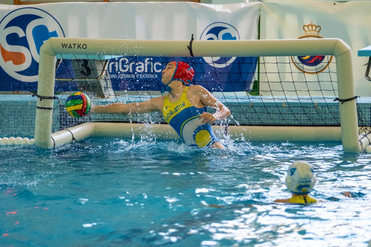cnboadilla's tweet photo. #WP #CEAF23
Esta tarde #semis por el #quintopuesto del Camp España Alevín Femenino @RFEN_Oficial
🤽♀️🇪🇸
Las #peques de @MiguelAGlezSant juegan a las 20:00 🆚@OlivarWpolo en el #piscinote de @waterpoloelche
#vaminichiquis
#atope
#elpololopeta
📸@MiguelCapelli https://t.co/Pw2wgcflRw