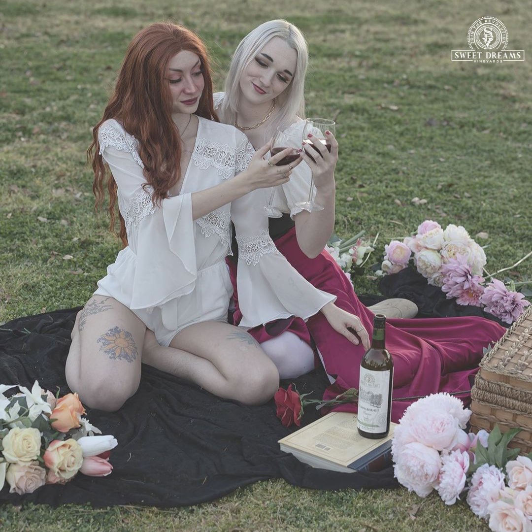 sd_vineyard's tweet photo. Enhance Your Moments with Hangover-Free Delight! 🧚
Our THC-infused, alcohol-free drinks are designed to add a touch of magic to your life.

Experience the vibrant flavors, calming effects, and total relaxation without the fear of a hangover the next day. Elevate your gatherings- https://t.co/GpLTxKrk3h
