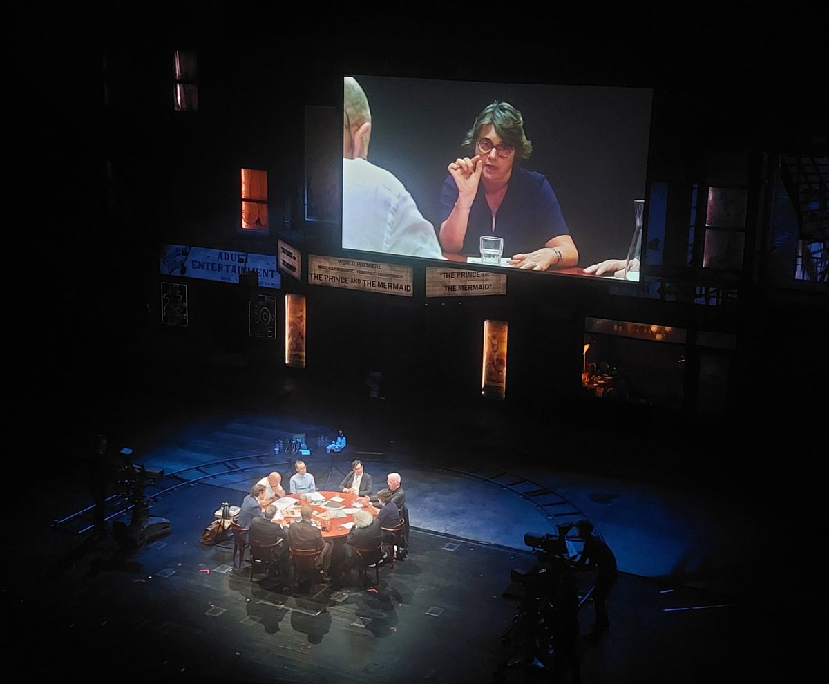 There is some hope in Europe's unique ability to face its own darkness, through art, and search for a new light. 
A vibrant discussion organized by @NexusInstituut involving Laurence des Cars of <a href="/MuseeLouvre/">Musée du Louvre</a>, Georges Didi-Huberman &amp; Béla Tarr for the 50th 🎂 of <a href="/vangoghmuseum/">Van Gogh Museum</a>.