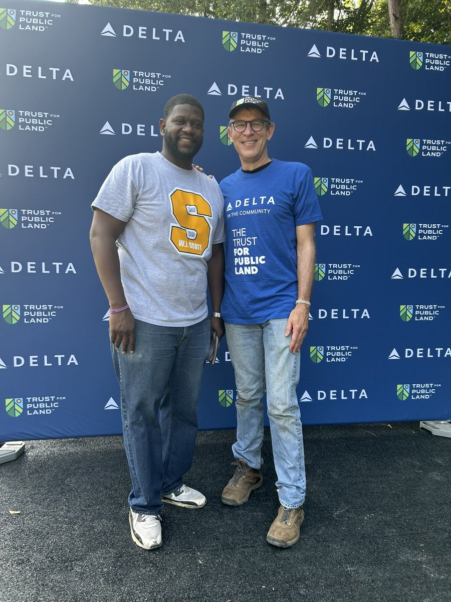 apsupdate's tweet photo. Today we are building something special! @Delta volunteers are joining @tpl_org staff and the community to build a playground &amp; garden that will enhance the outdoor-space at @APSWJScott. We can’t wait for scholars &amp; their families to take advantage of their new schoolyard! 🙌 https://t.co/LyiTYAXBvh