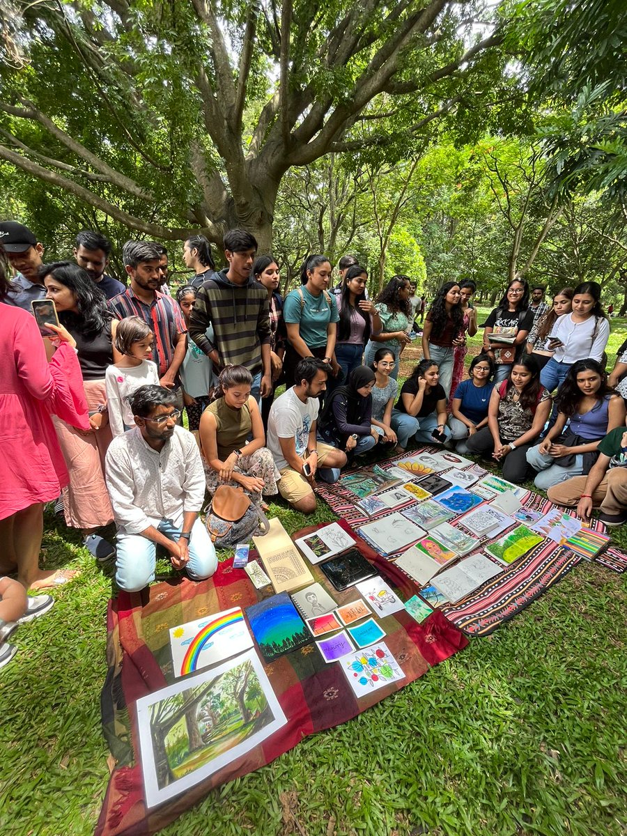 22nd edition of @cubbonreads had 600+ attendees, but such surreal silence that it felt we were there alone. Thank you, BLR 💚 Our sister-community @cubbonpaints had 80+ artists show up for its 3rd meet. Love how art & literature are tied together by the common thread of silence.