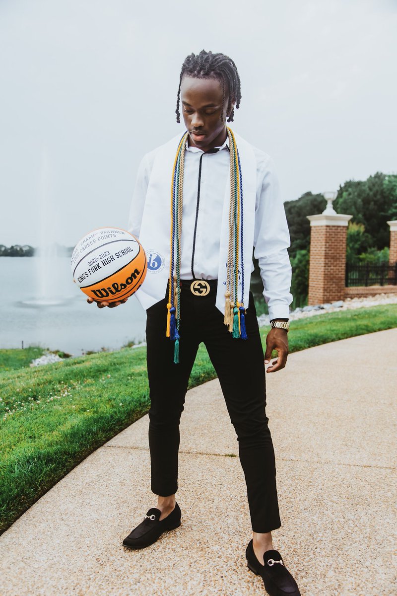 Presenting…the Graduate Samuel ‘Champ’ Brannen! 
📸 credit: @bryson_barber @champeffect2023 
#IBstudentgrad
#nationalhonorsociety #studentathlete 
#honorgrad
#ranked6
#firstIBstudentin1000ptclub
#POYRegion4A
#allstatefirstteamregion4
#alltidewaterfirstteam
#firstteamregion4a