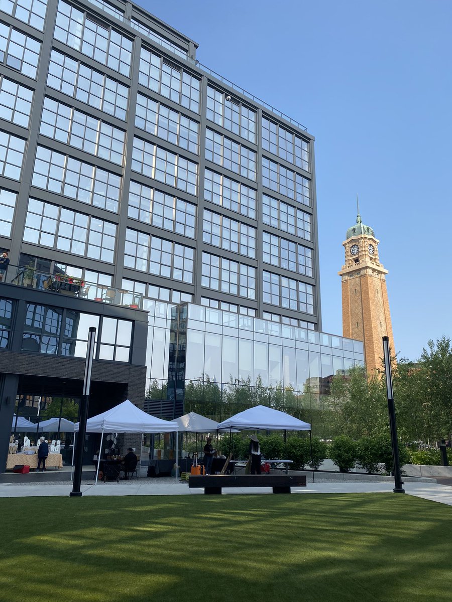 clevelandbazaar's tweet image. We’re across the street from the @WestSideMarket in the plaza at @IntroCLE today til 4:00!