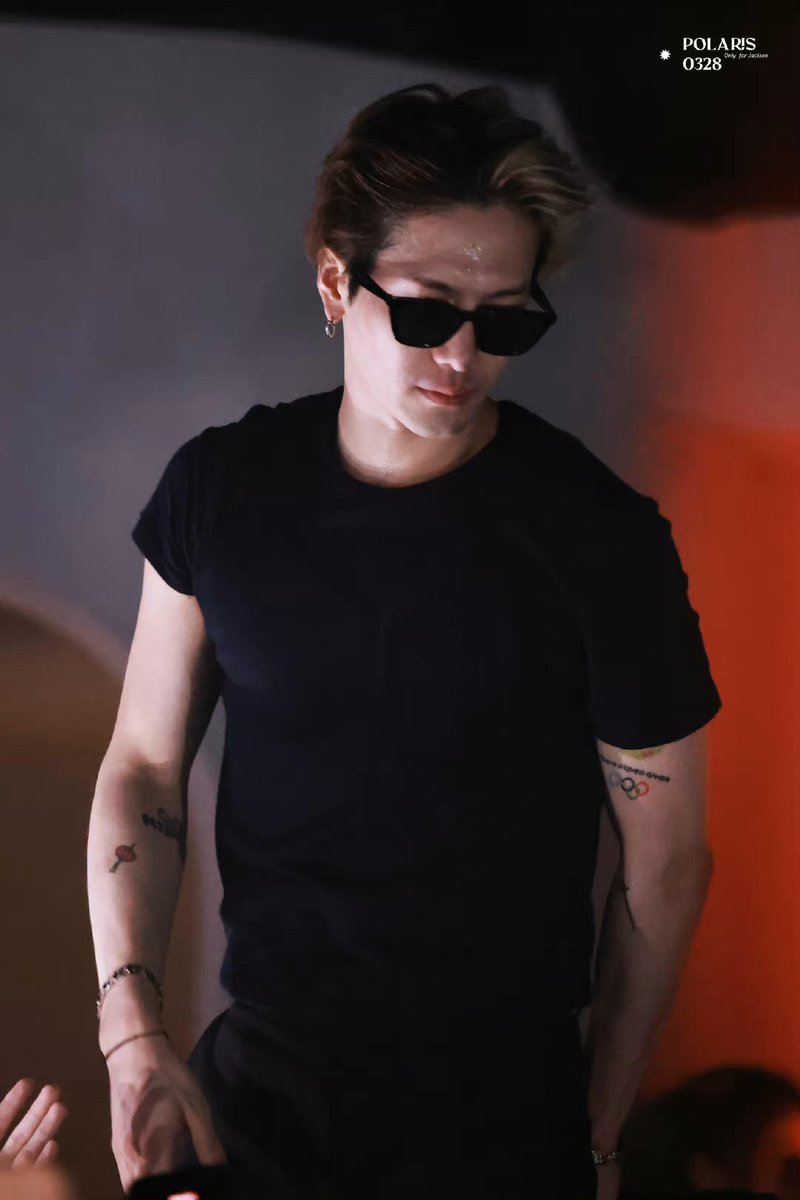 𝐏𝐥𝐚𝐏'𝐉𝐚𝐜𝐤 👑 MAGICMANWorldTour 💋 on Twitter "RT s_sahattaya Jackson Wang Cheetah Official MV