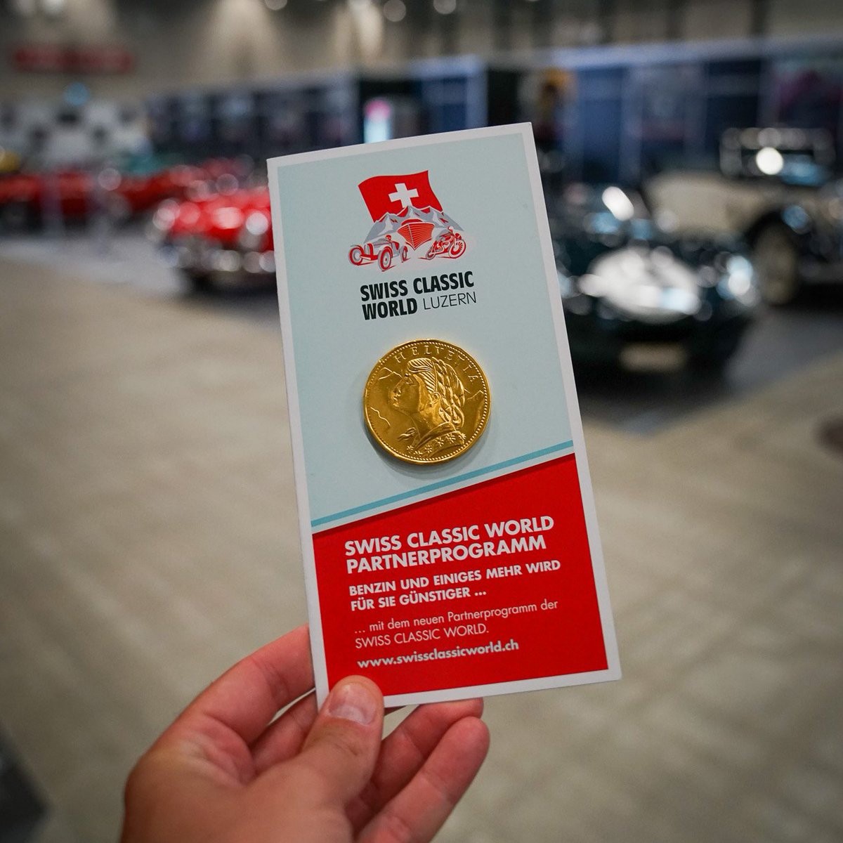 Jetzt mit dem Swiss Classic World Partnerprogramm günstiger Tanken und Einkaufen.

- An 670 Tankstellen schweizweit für 5 Rappen günstiger Tanken 
- 10% Rabatt bei ausgewählten Klassik-Partnern

Hier anmelden:

partner.swissclassicworld.ch