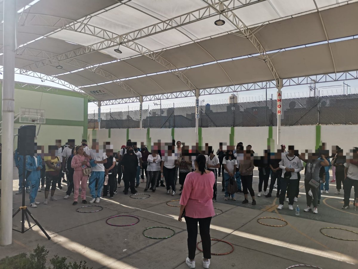 Escuela Preparatoria Oficial Núm.282 tweet media