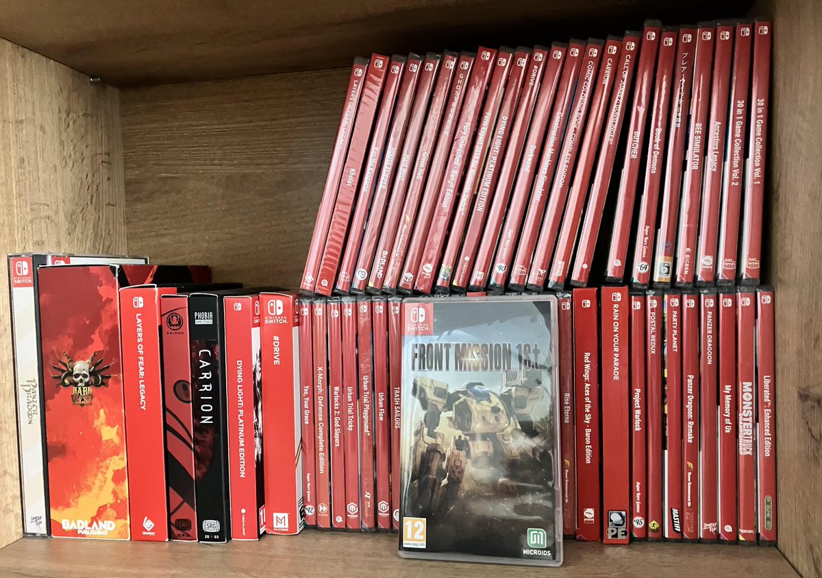 KrolMichal's tweet photo. Front Mission 1st: Remake to 52. polska gra w pudełkowym wydaniu w mojej kolekcji na Switcha. Wydawcą jest #ForeverLimited (@ForeverLTD_Main). W sumie rodzimych produkcji w wersjach fizycznych wyszło 55, a kolejne są już zapowiedziane.
#polskiegry #MyLimited #Switch #Nintendo https://t.co/onDxttSUNd