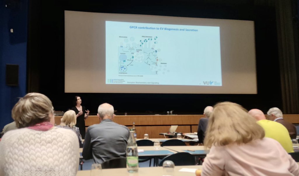 Thrilled to have been invited to speak at the GRC Molecular Pharmacology conference in the beautiful Swiss Alps. A fantastic week - latest developments from psychedelics, viruses, drug development, olfaction, cancer…to EVs! GPCRs really do everything don’t they 🤩