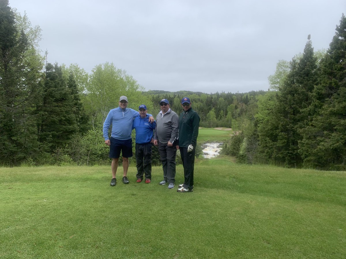 Paucar01's tweet photo. Annual Fadder’s Day Golf in Terra Nova…⁦@Buttsy20⁩ ⁦@20Satellite⁩ ⁦@DoublePadStack1⁩  Cheers to another successful day, no one got hurt!! https://t.co/DEXjGpGikp