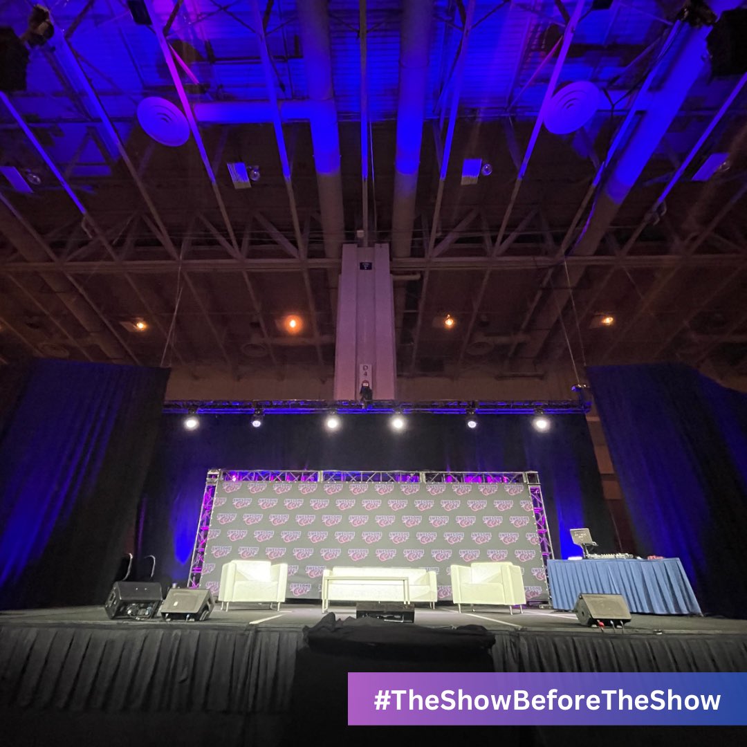 TheShowBefore's tweet photo. @AwesomeCon ‼️ We are here and ready to party and celebrate 10 YEARS of #AwesomeCon 💥 #TheShowBeforeTheShow https://t.co/YxSnymqMtB