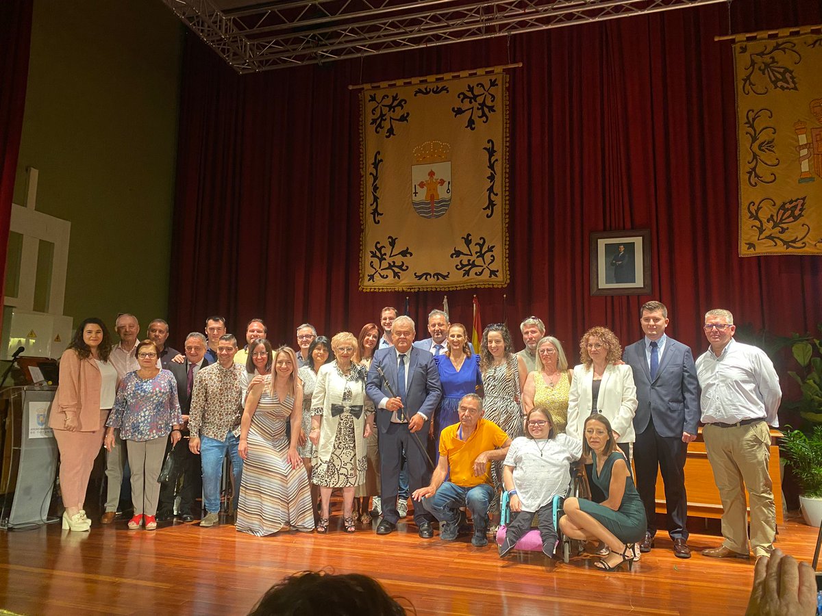 Hoy Juan Pagán ha sido proclamado Alcalde de Totana! 
Lo hemos conseguido, el trabajo y tesón han dado resultados! 
Enhorabuena equipo!!! Enhorabuena Juan!!