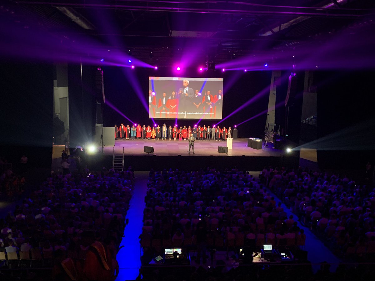 🎓✨C'est parti pour la seconde Cérémonie de remise des diplômes 2023 des étudiants issus des programmes MSc et PGE ! Suivez la journée en direct sur ce lien 👉bit.ly/3N4oRAi #rsbgrad #graduation2023 #Graduation