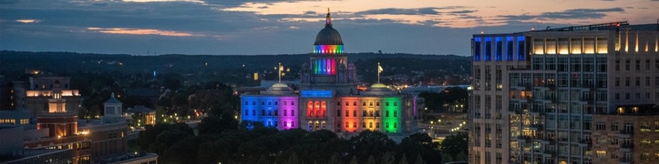 AIDSCAREOS's tweet image. Happy Pride RI! Enjoy yourselves this weekend &amp;amp; be safe Remember to honor those who paved the way to get us here so that you can be your true self LGBTQ+ rights are at risk &amp;amp; being stripped in some parts of our country We must come together &amp;amp; realize we have so much further to go