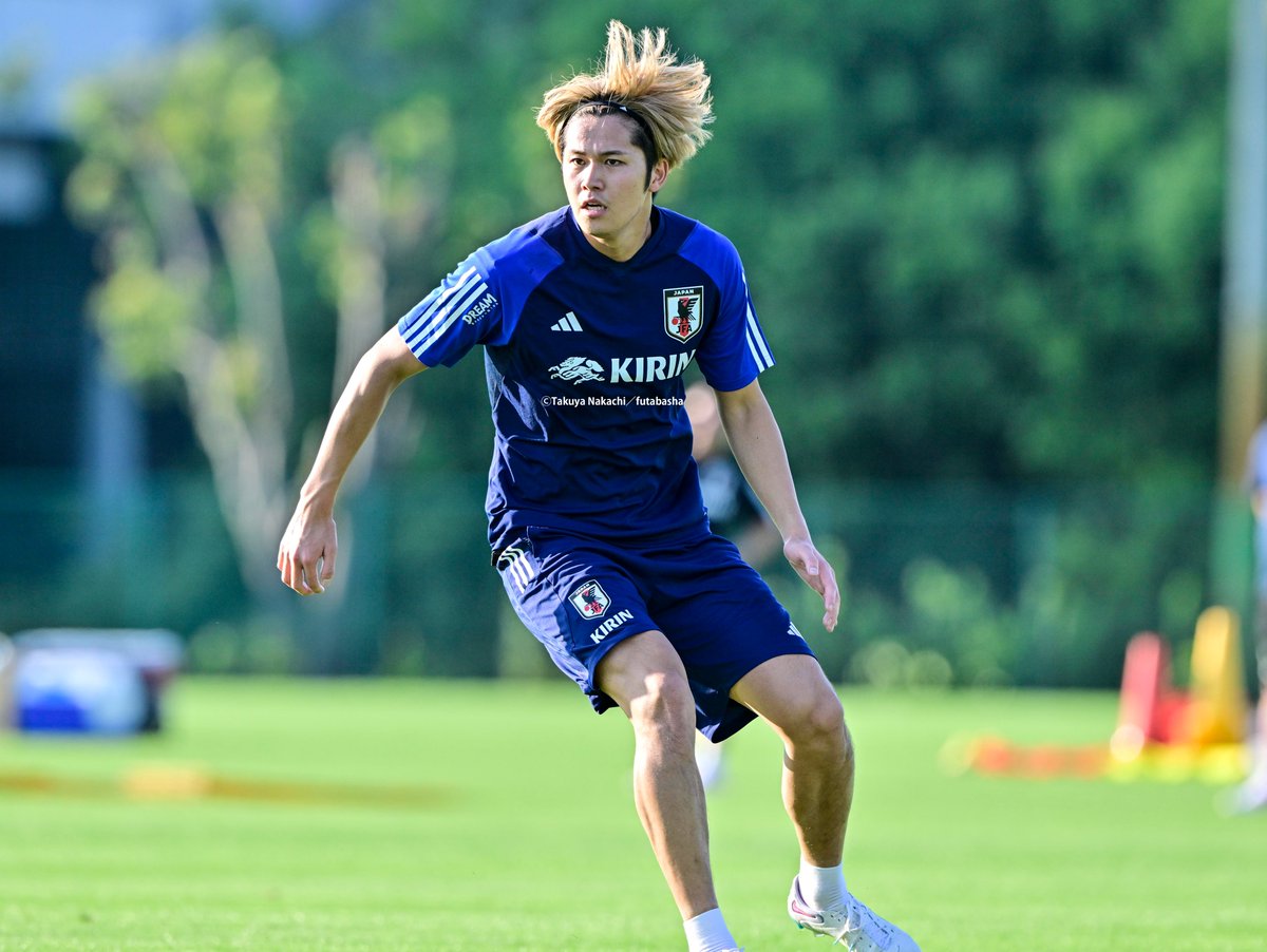 城とサッカーの編集者兼記者兼カメラマン(双葉社/サッカー批評) on Twitter