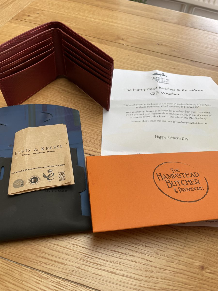 Early fathers day gifts, meat voucher and a new wallet. Been around a particular service to long, the wallet is made out of…… if you know you know.