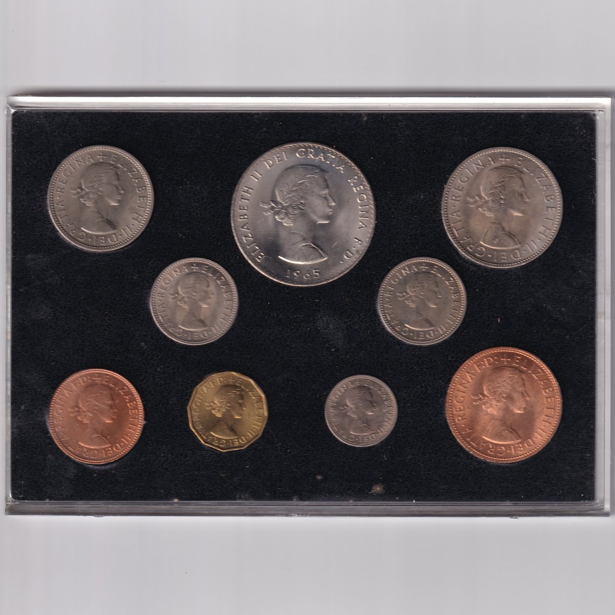 1965 Great Britain Elizabeth II Coin Set

Listed at: £10.00

🔗 ebay.co.uk/itm/1757763241…

#Numismatics #CoinCollecting #Coins #RareCoins #CoinCollection #Numismatist #CoinCommunity #Numismatic #CoinHobby #CoinEnthusiast #CoinLover #CoinAddict #NumismaticFinds #CoinHistory #CoinArt