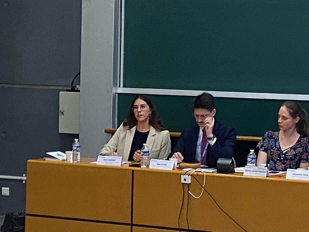 Jeunes constit' tweet media