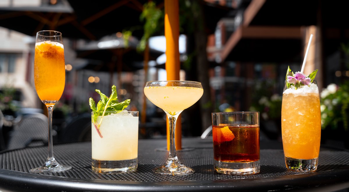 Introducing a new summer cocktail menu! Stop in for specialty libations handcrafted with seasonal ingredients to enjoy alfresco all summer long.

#lmgchicago #pippinstavern #chicago #chicagofoodies #chicagorestaurant #explorechicago