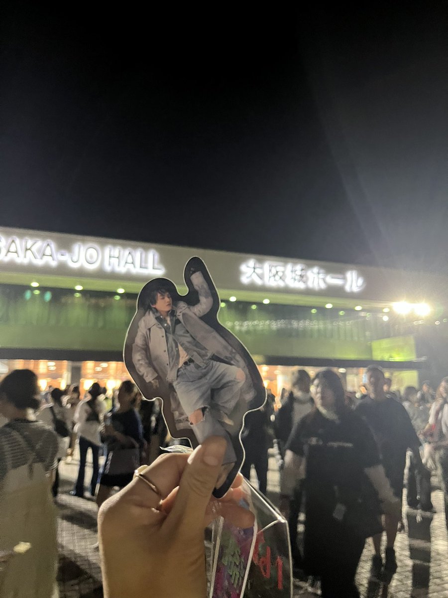 Nikox2Yuu's tweet photo. BOSSDOM大阪参戦しました！！
結局私はSKY-HIが大好きです！！！！！！！！！！！
久しぶりのライブで終始号泣してました！！！！！！！
隣の席のお姉さん心配してくれてありがとうございました！！！ https://t.co/bKvEGL3Aeb