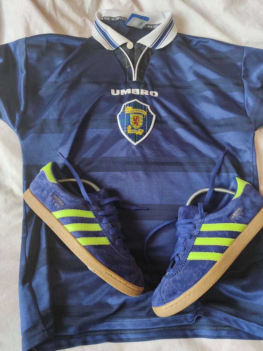 Innocent_Front's tweet image. Match ready, hopefully the lads play playbas good as I'll look @adiFamily_