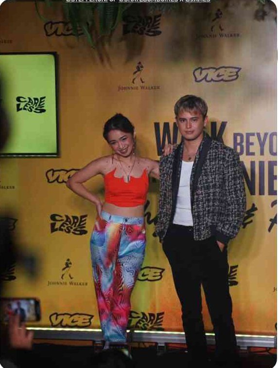 aussiejboy's tweet photo. James Reid x SkateBombGirls at Rhythm &Roll Premiere
©purveyr
#JamesReid |James Reid @tellemjaye #WalkBeyondsCollabs
#JohnnieWalker
#CarelessEntertainment https://t.co/IhNMLfyZnL
