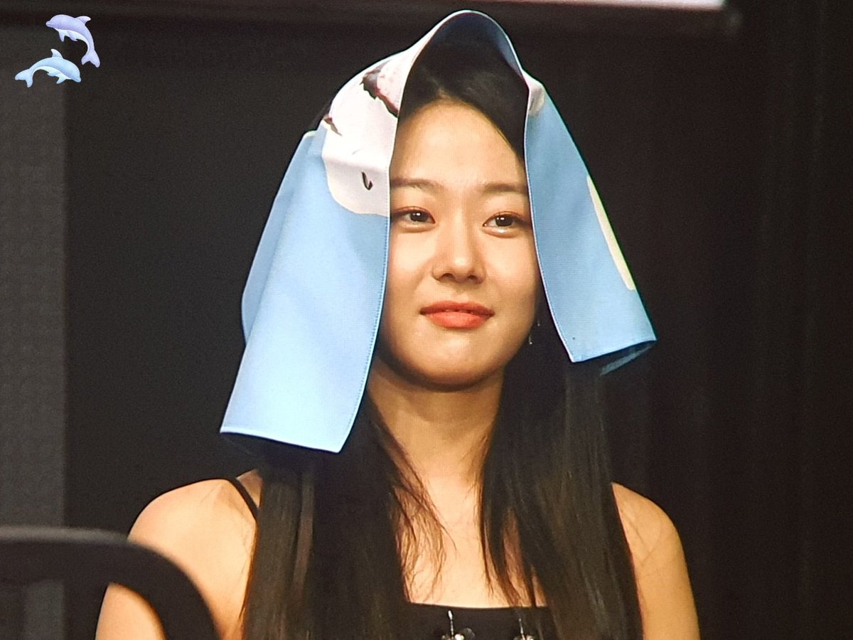 ChaeLo__'s tweet image. 230617 팬싸인회 프리뷰

채린여신...🥰

@cherrybullet
#체리블렛 #CherryBullet #박채린 #채린 #CHAERIN