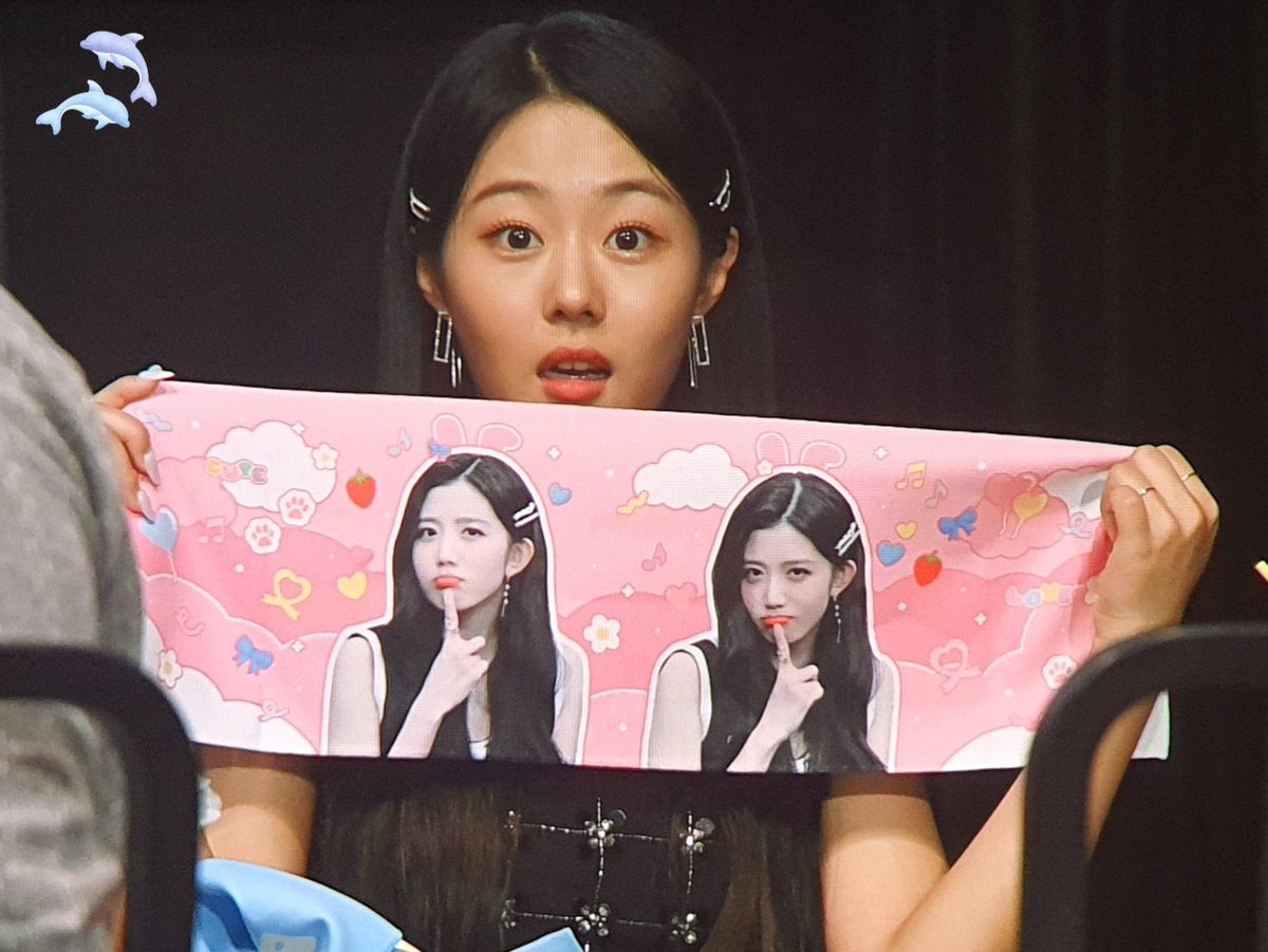 ChaeLo__'s tweet image. 230617 팬싸인회 프리뷰

채린여신...🥰

@cherrybullet
#체리블렛 #CherryBullet #박채린 #채린 #CHAERIN