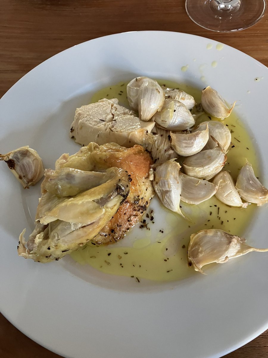 #keinkantinentweet #soulfood Huhn mit 40 (+) Knoblauchzehen und Salat