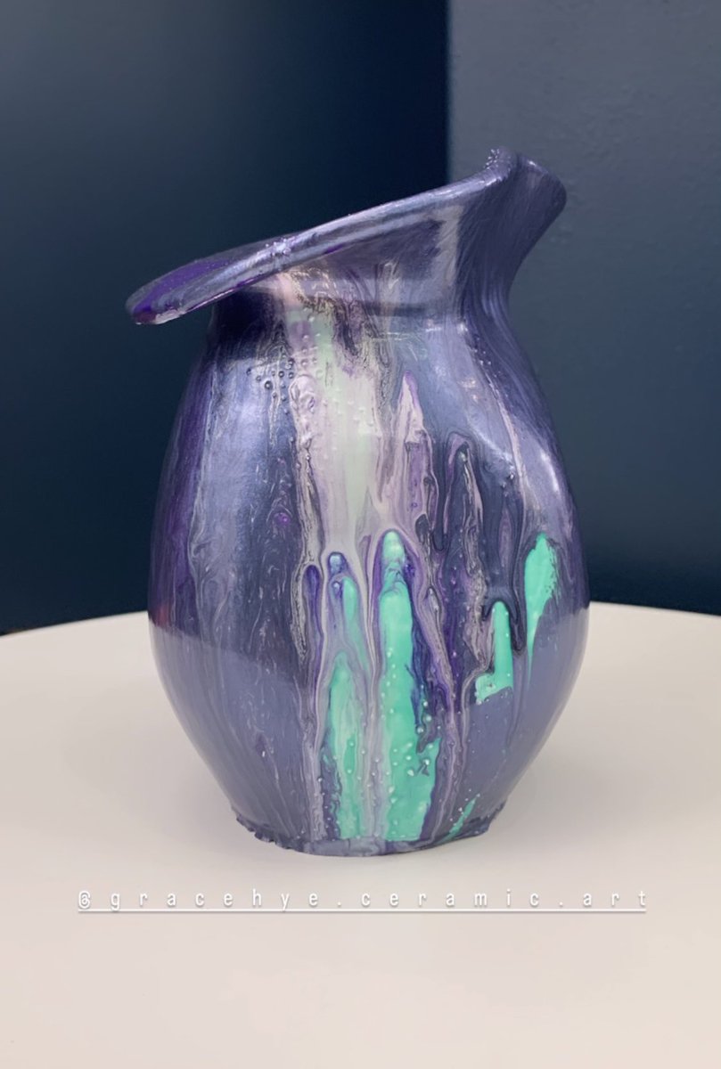 GRACEHYE1's tweet photo. GM! Grace Hye Ceramic Art_Fleur Fluide7_2023 #gm #ArtistOnTwitter #NFTCommmunity #ceramicart #madeinspain #ceramiclover #violetlover https://t.co/mmTTdXqXYA