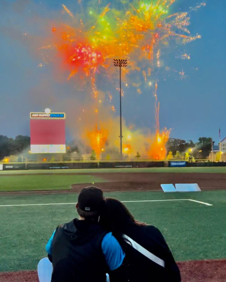 Beloit Sky Carp tweet media