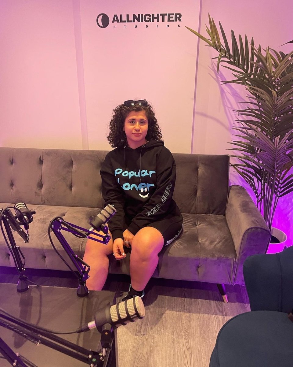 Did you know we have a podcast room?

Book it today at allnighterstudios.com.

Everything you need and 24 hours a day!!

#podcast #london #allnighterstudios #musicstudio #production