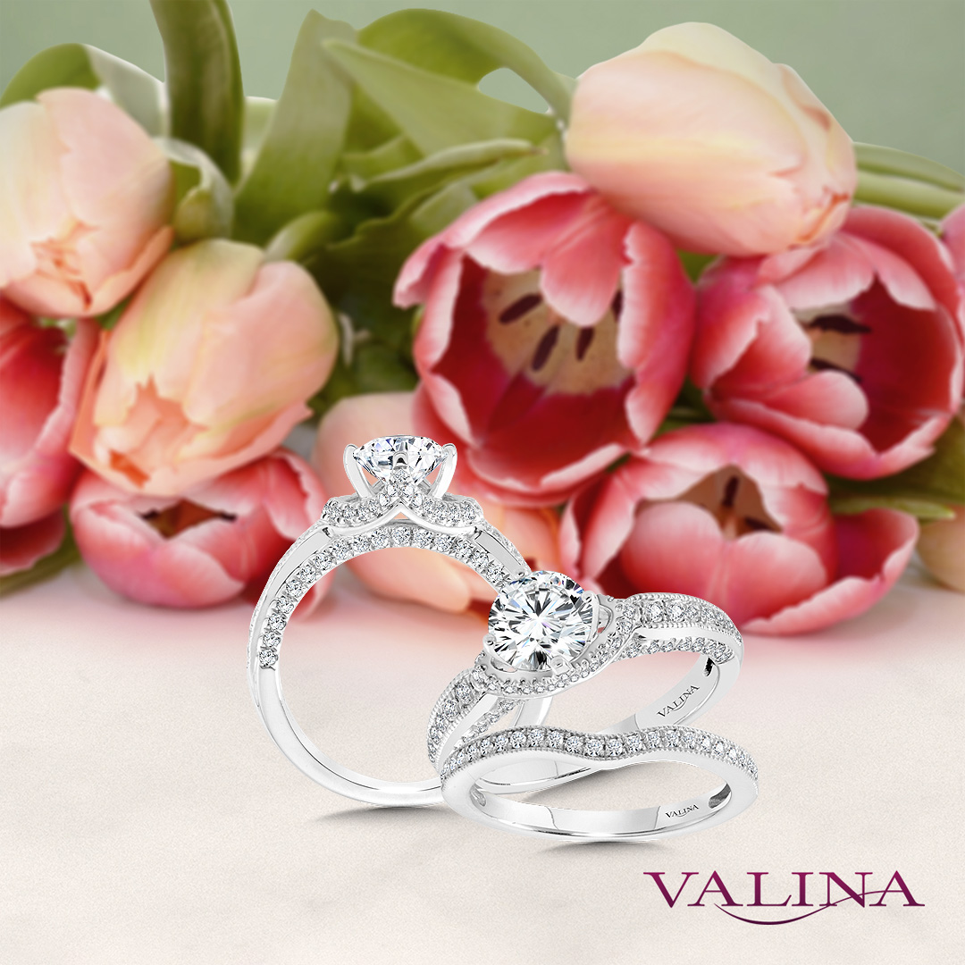 ValinaJewelry's tweet image. A love story told in diamonds and your commitment set in 14K gold 💍

ecs.page.link/XQkfj

#rounddiamond #roundbrilliantcut #rounddiamondring #roundcutdiamond #bridalset #diamondbridalset #diamondweddingband #weddingbandideas #Valina #ValinaBridal