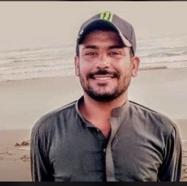 Darwishbaloch2's tweet photo. بلوچ اسٹوڈنٹس ایکشن کمیٹی، بلوچ طلباء کے قومی ادارے کے حیثیت سے طلباء کی شعوری تربیت کر رہی ہے ، انہیں کامیاب کونسل سیشن کے انعقاد پر بہت بہت مبارک، سنگت شبیر بلوچ اور اظہر بلوچ کے لیڈرشپ میں بلوچ طلباء کے یہ مقدس پلیٹ فارم   بلوچ طلباء کے موثر رہنمائی کریں گے۔ https://t.co/t6NRDO1qjB