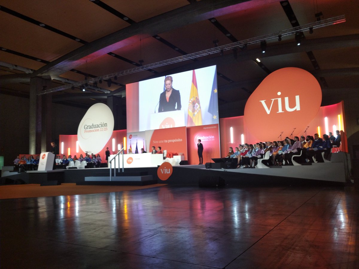 Acto de graduación de VIU. Enhorabuena! #graduacionVIU