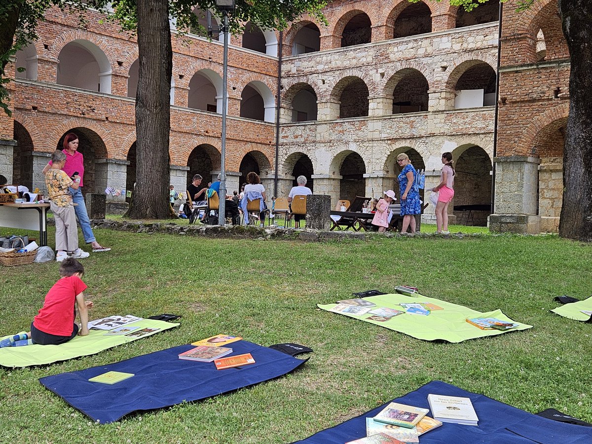 Muzejska poletna noč v Galeriji Božidar Jakac že v polnem zamahu. Trenutno smo osredotočeni na najmlajše.