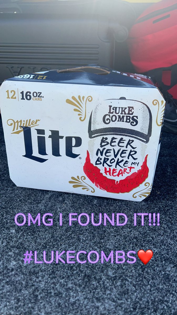 stargazershelly's tweet photo. @lukecombs  as I’m traveling through the states from Oklahoma, I finally found your beer in Texas!!! ❤️ https://t.co/B7YbvpmWGc