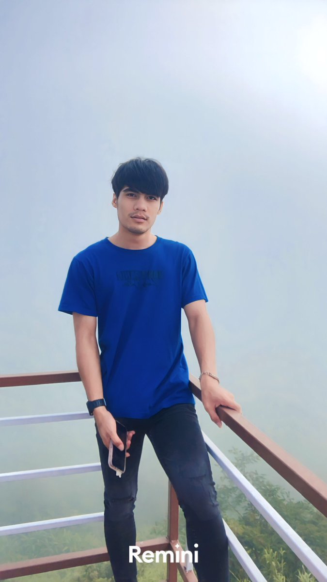 19092542 tweet media
