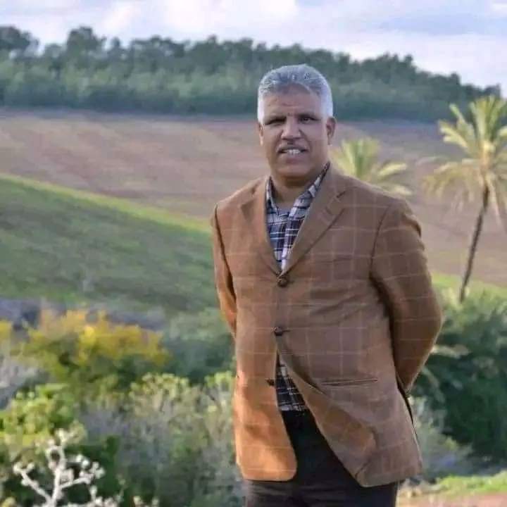 Slash000000000's tweet photo. لاش كتسمع؟
كنسمع Pink Floyd 
أسمع اداك لماسوني 😂 https://t.co/wip74coccx